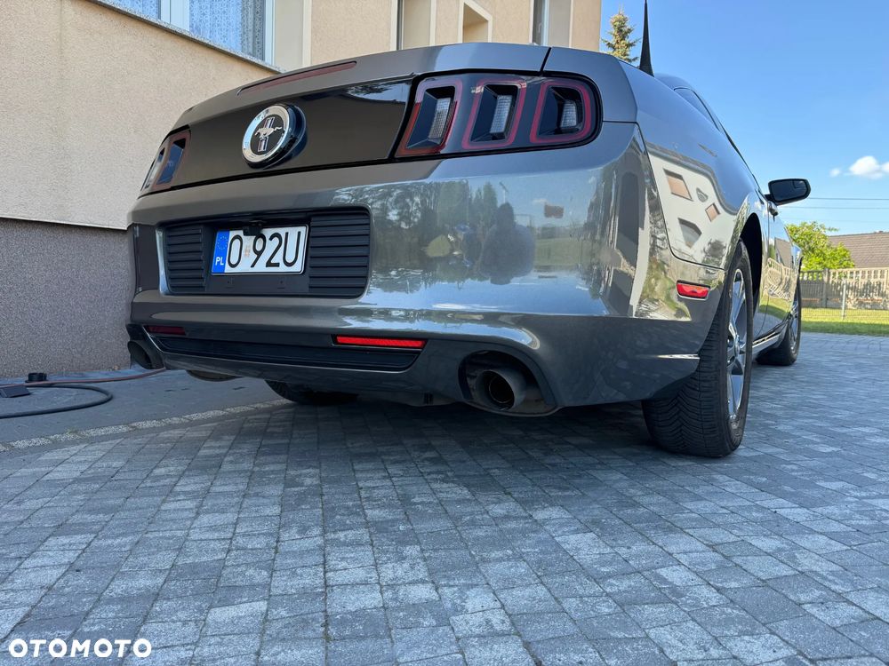 Ford Mustang 3.7 V6 Premium - 8