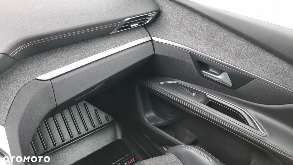 Peugeot 5008 BlueHDI 130 Active Business-Paket - 18