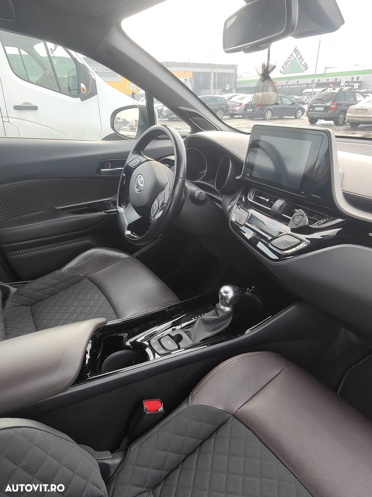 Toyota C-HR 1.8 HSD 4x2 CVT C-lassy - 12