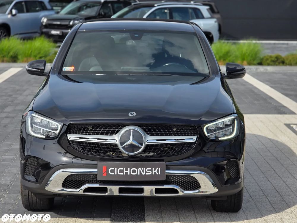Mercedes-Benz GLC 200 4Matic 9G-TRONIC AMG Line - 2