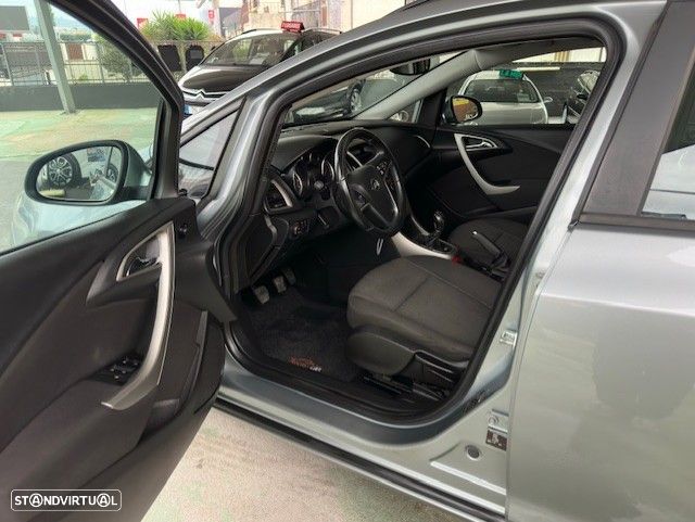 Opel Astra Sports Tourer 1.3 CDTi Cosmo S/S - 4