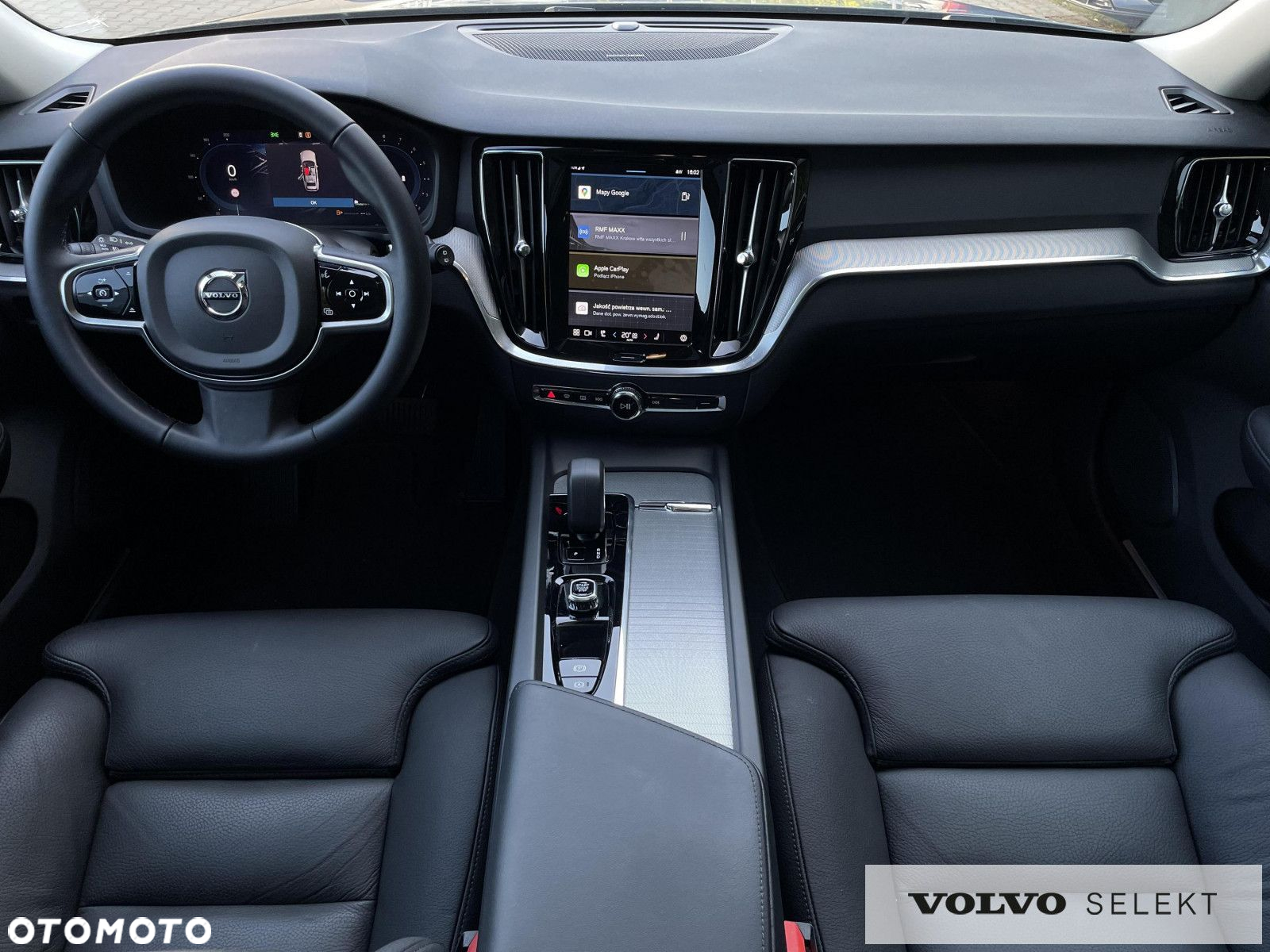 Volvo V60 Cross Country - 25