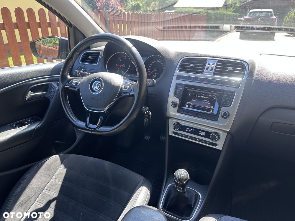Volkswagen Polo 1.4 TDI (Blue Motion Technology) Highline - 21