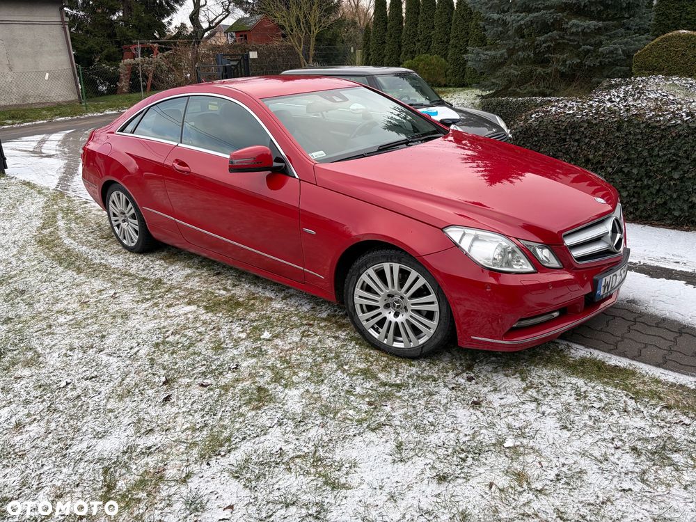 Mercedes-Benz Klasa E - 32