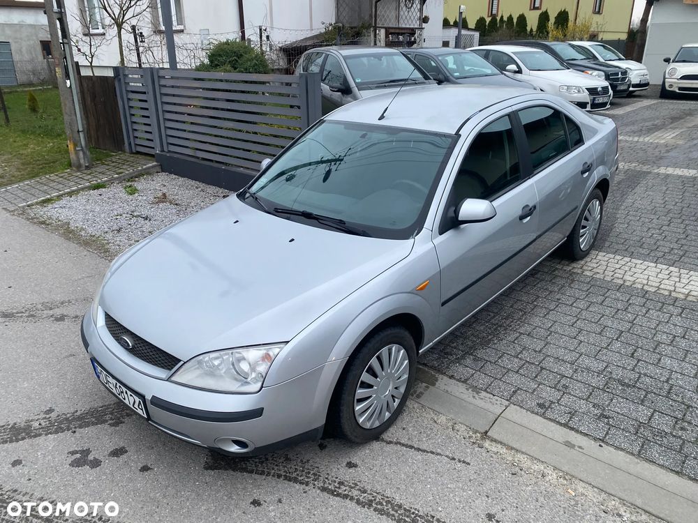 Ford Mondeo 1.8 Sport - 3