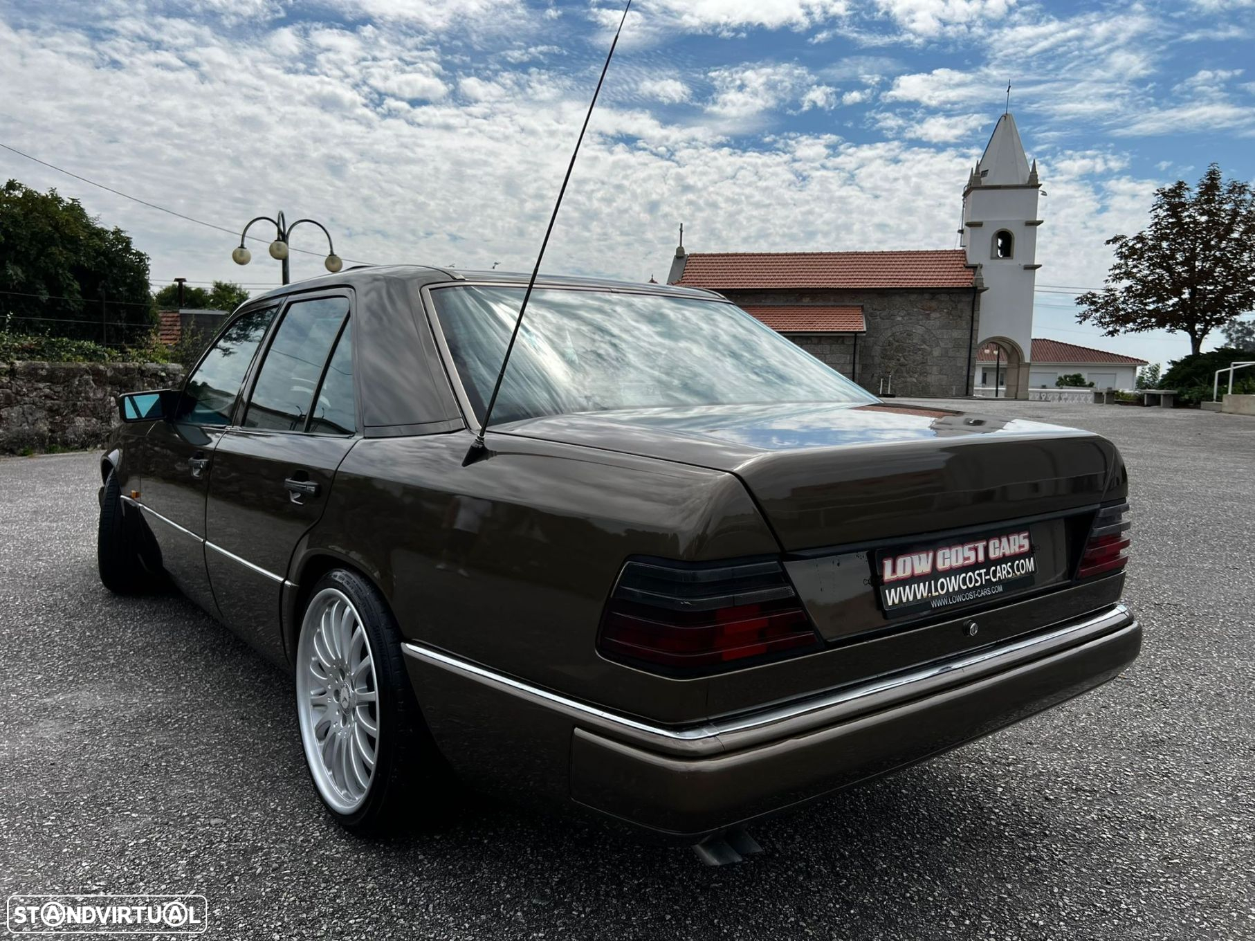 Mercedes-Benz 300 TD - 5