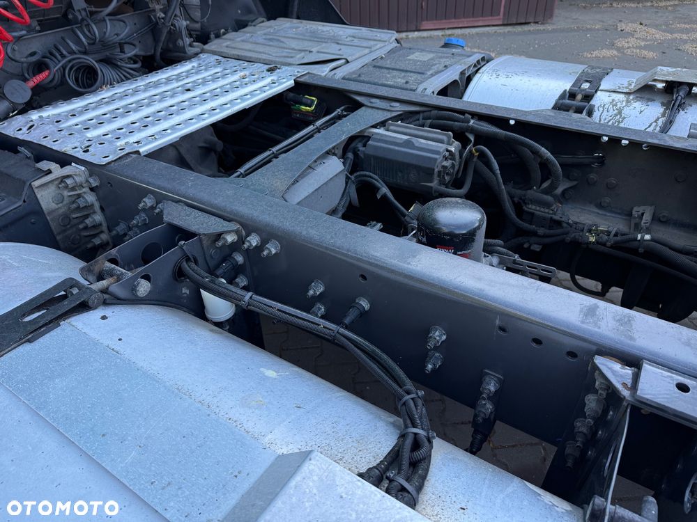 Renault T480 13 L Automat standard - 6