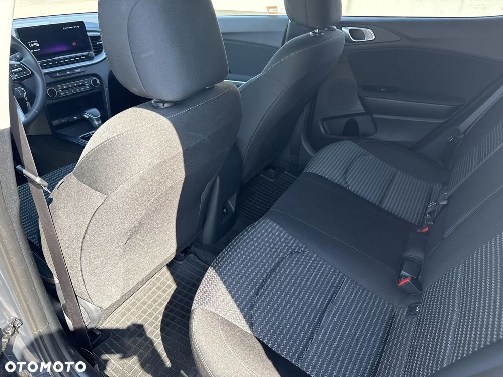 Kia XCeed 1.5 T-GDI M DCT - 25