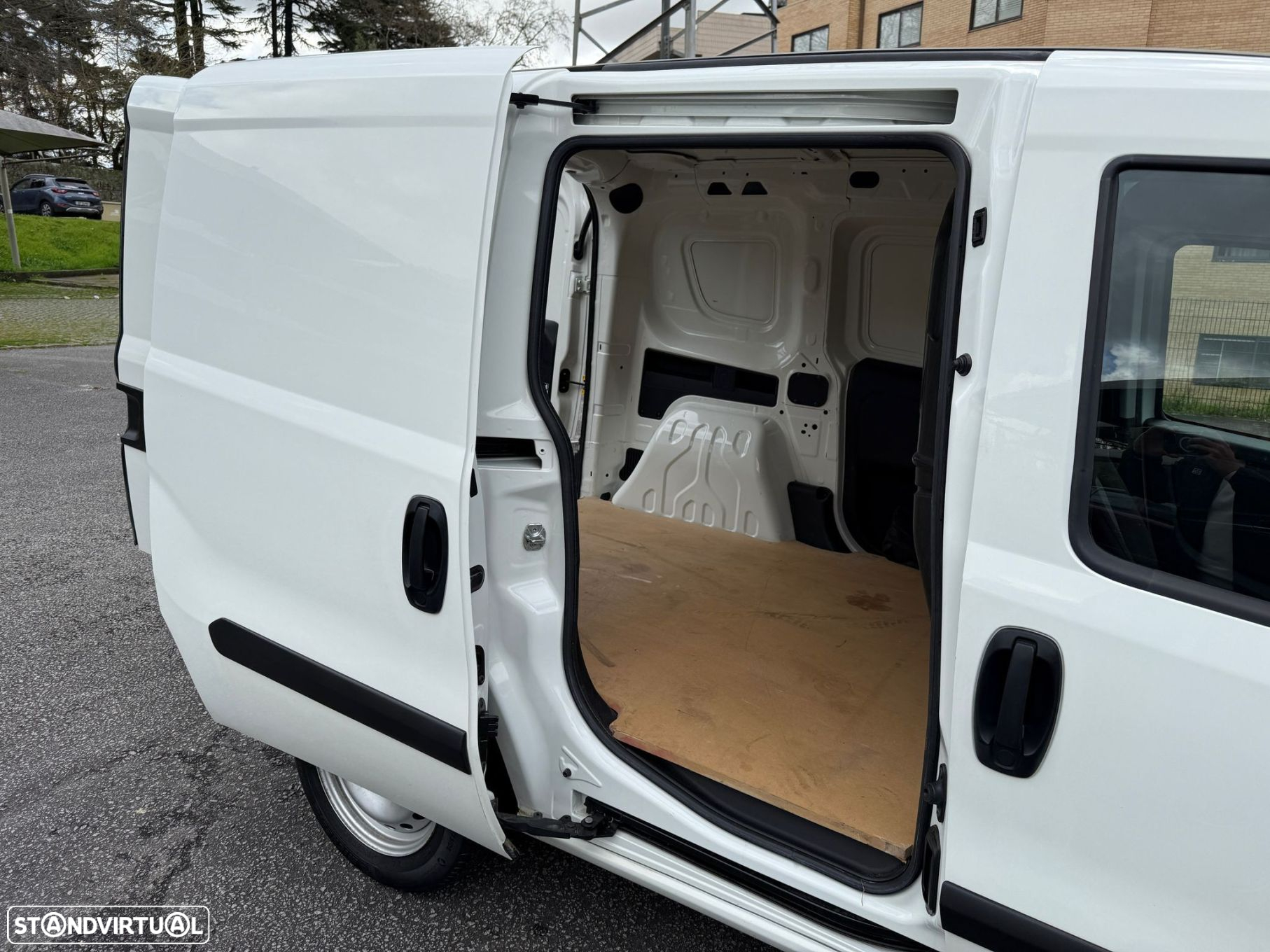 Fiat Doblo 1.3 Multijet - 12