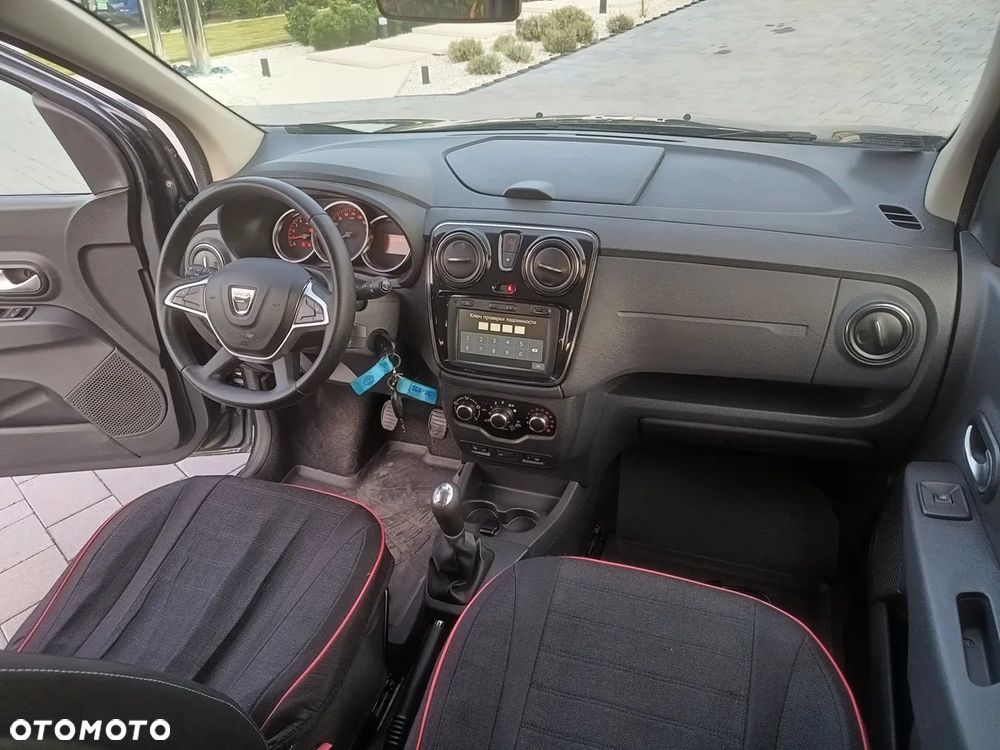 Dacia Lodgy 1.6 SCe Laureate S&S - 13