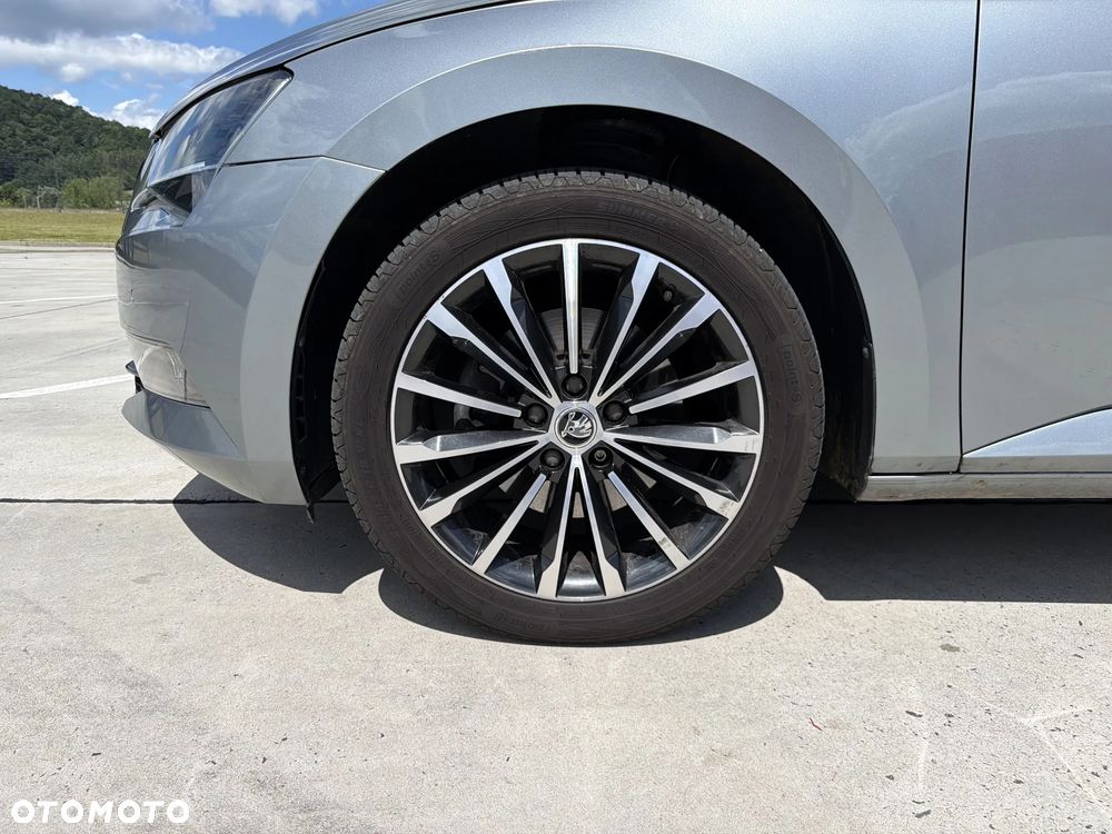Skoda Superb 2.0 TDI Style DSG - 18