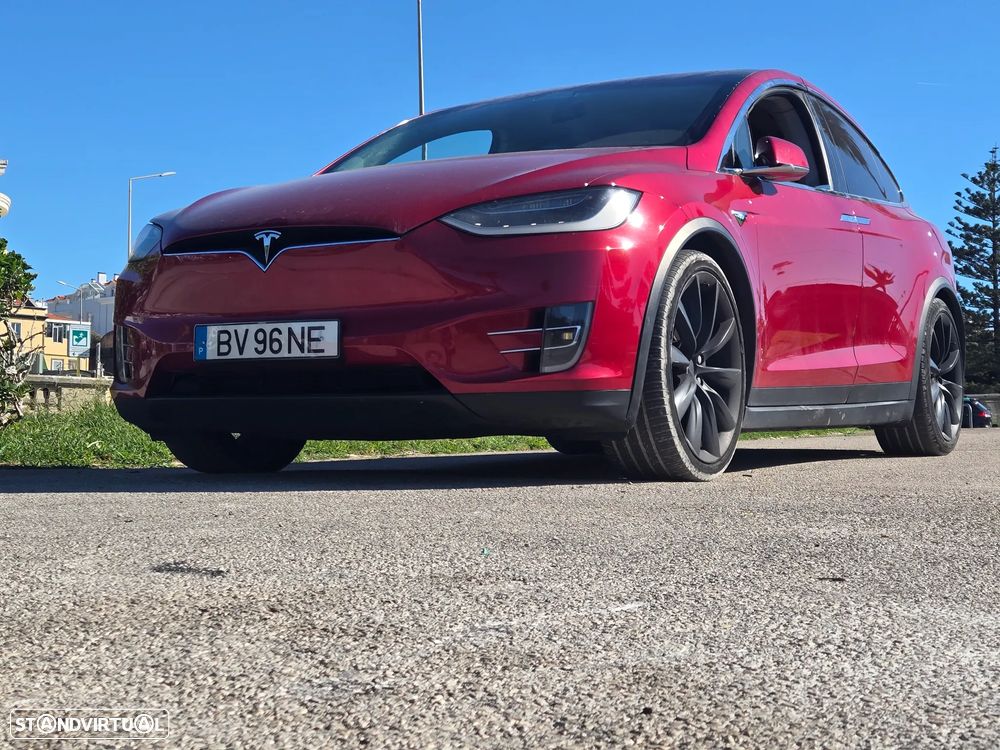 Tesla Model X 100D - 29