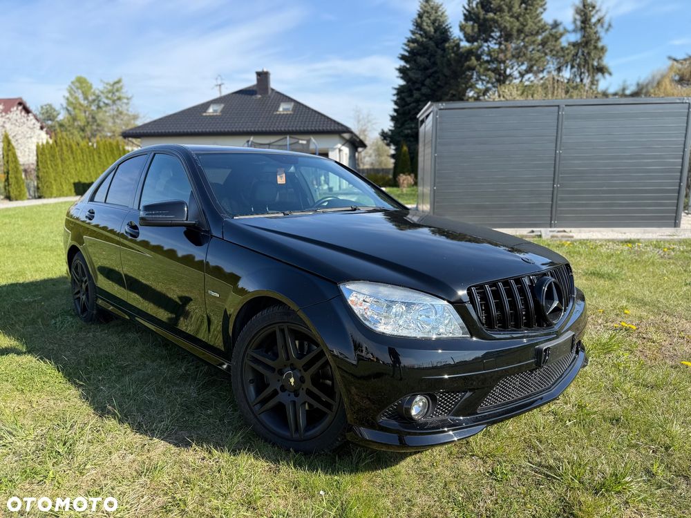 Mercedes-Benz Klasa C 180 Kompressor BlueEFFICIENCY Avantgarde - 26