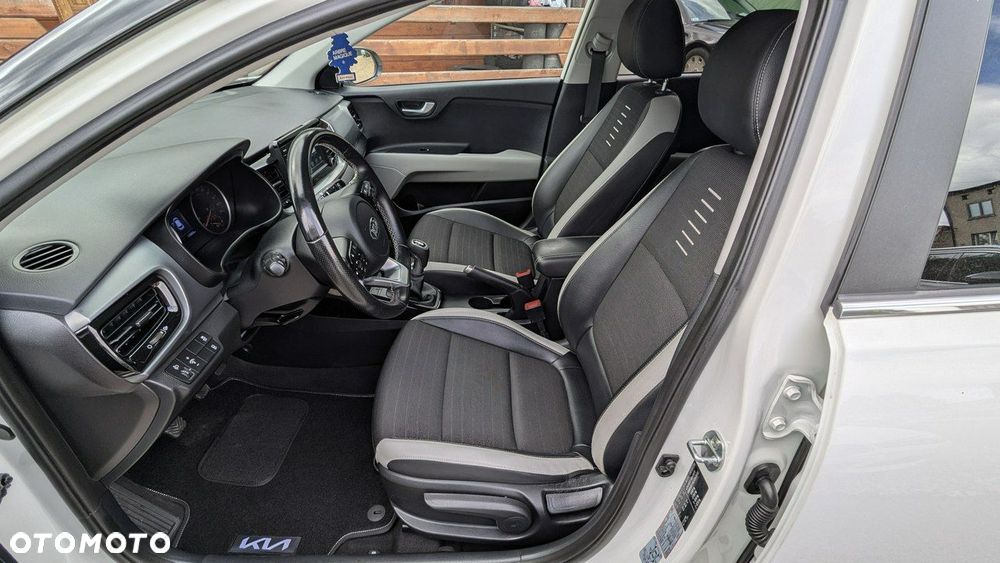 Kia Stonic - 13