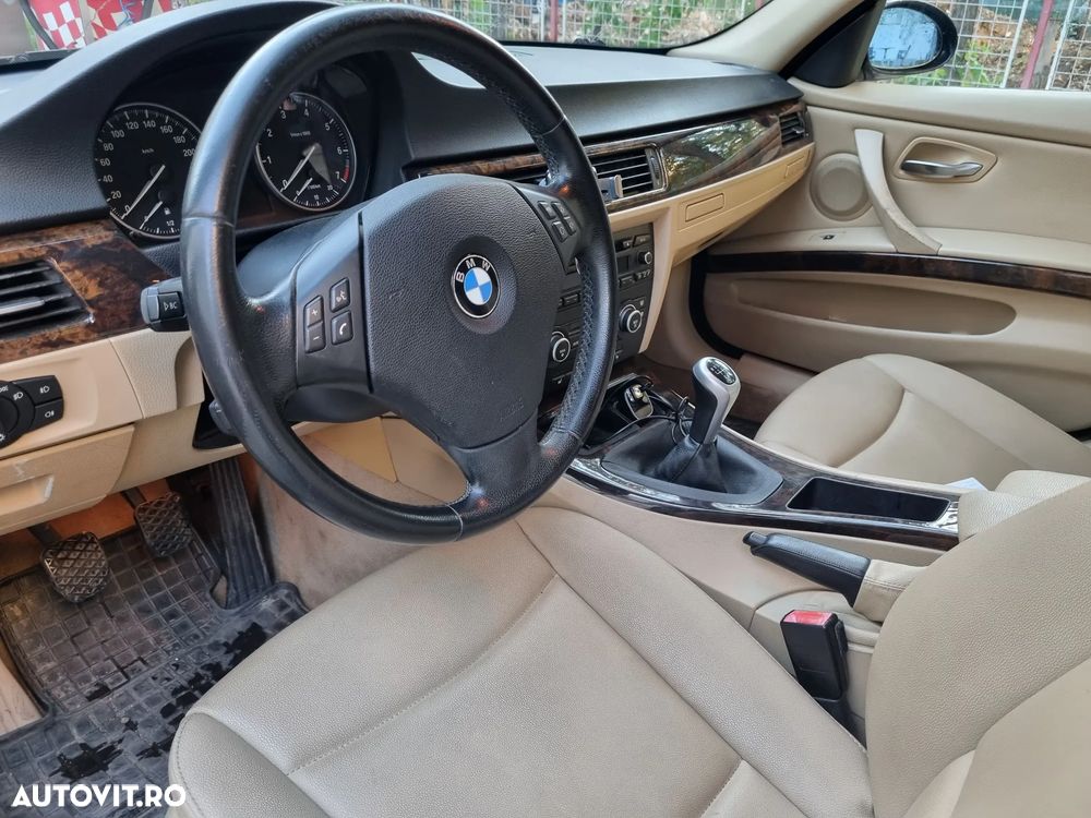 BMW Seria 3 318i - 8