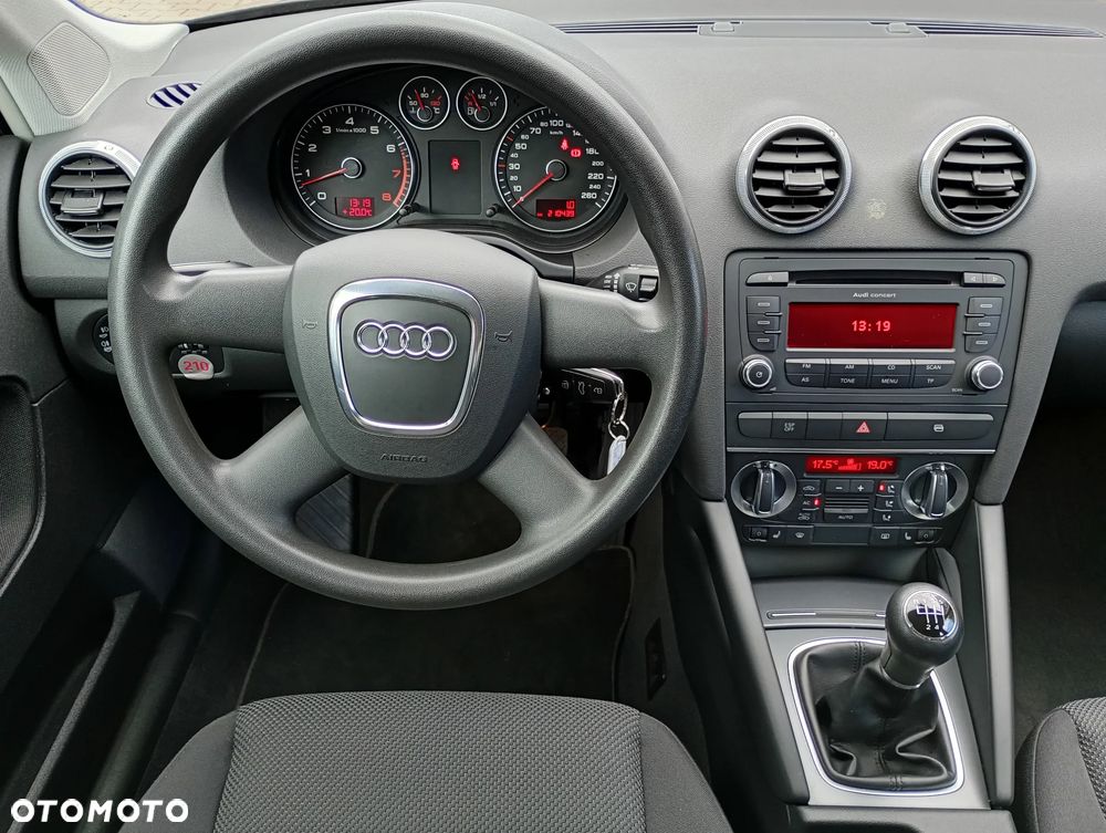 Audi A3 Sportback 1.4 TFSI Ambition - 12