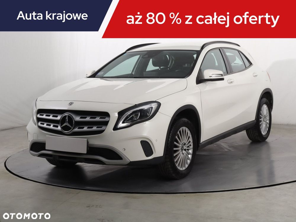 Mercedes-Benz GLA - 3