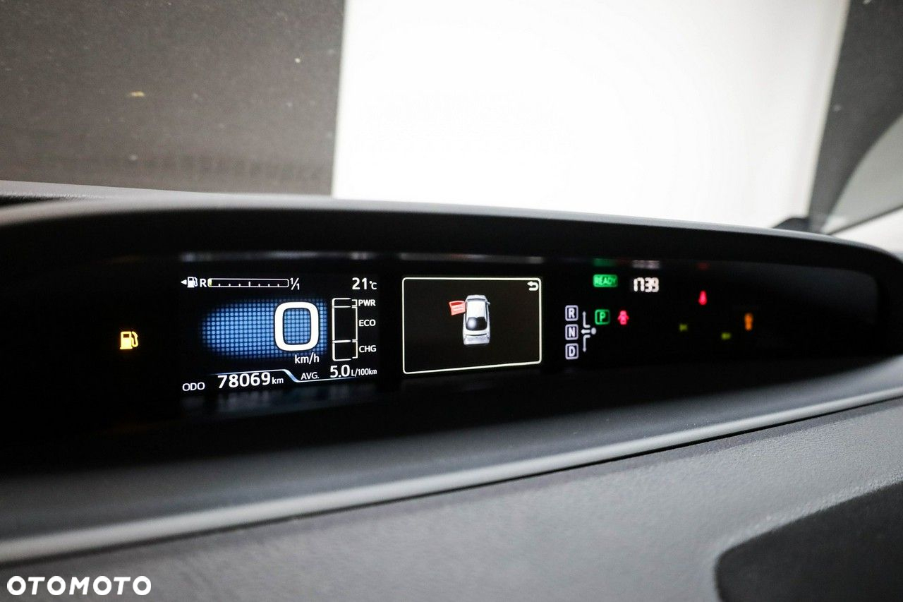 Toyota Prius - 18