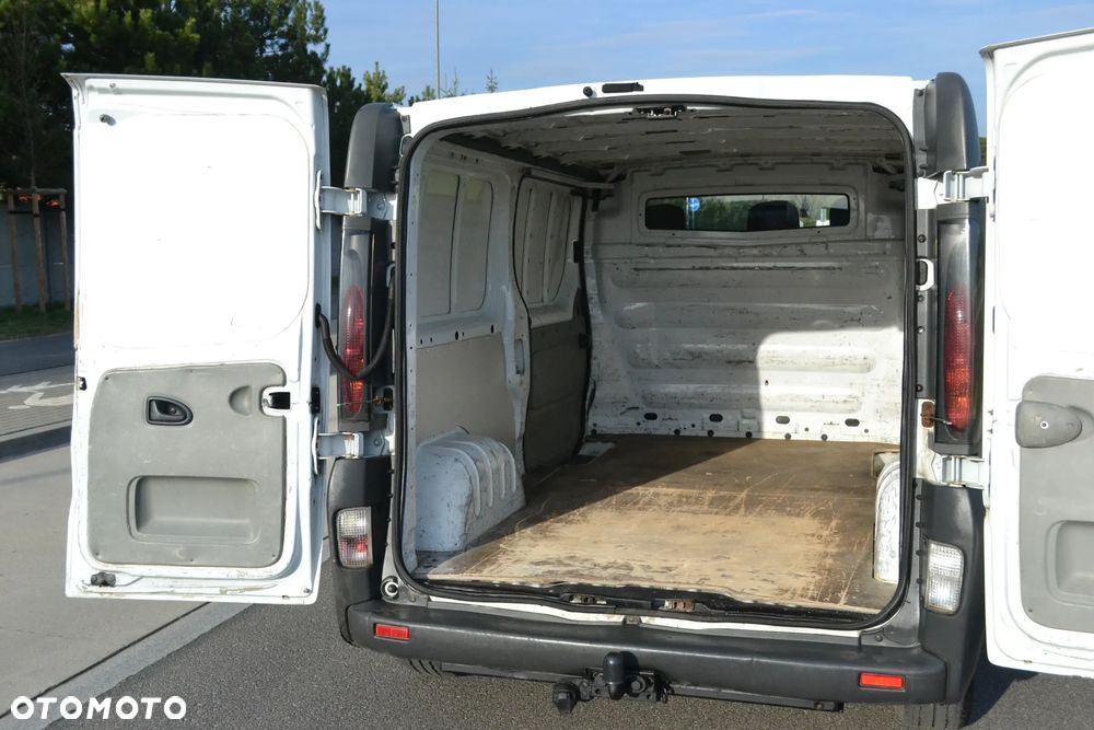 Opel Vivaro - 23