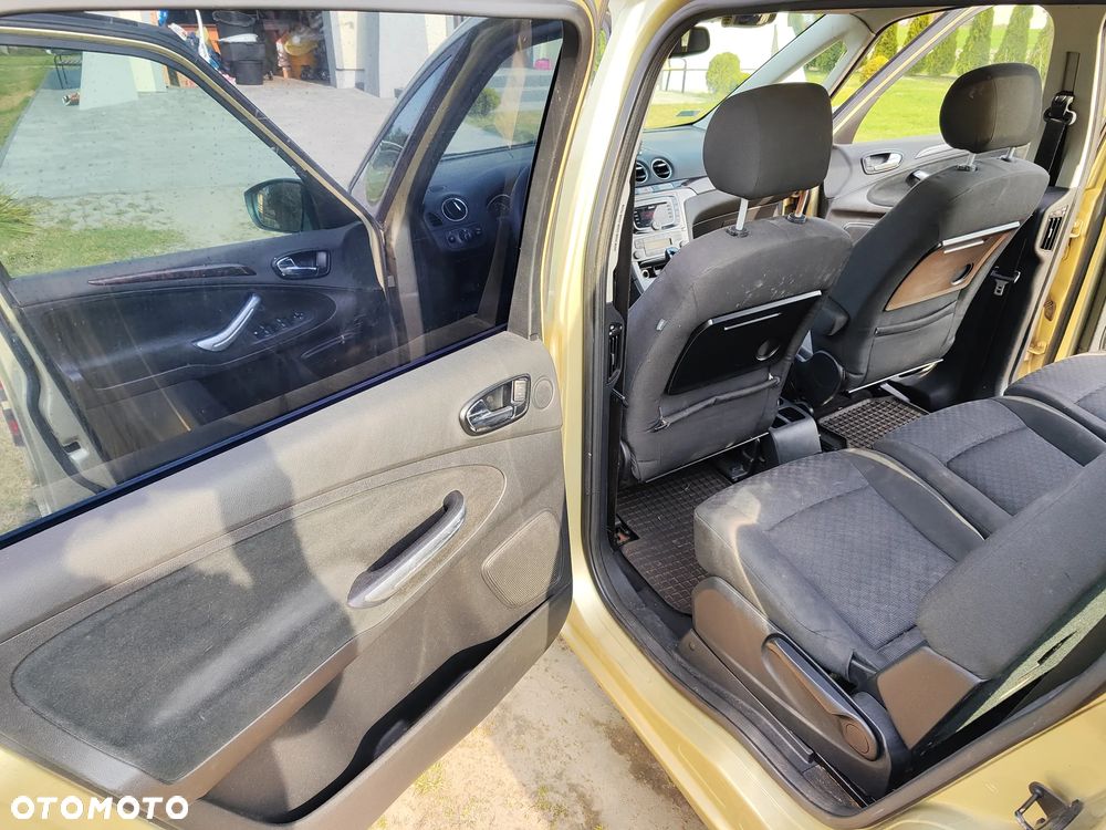 Ford Galaxy 2.0 TDCi Ghia - 7