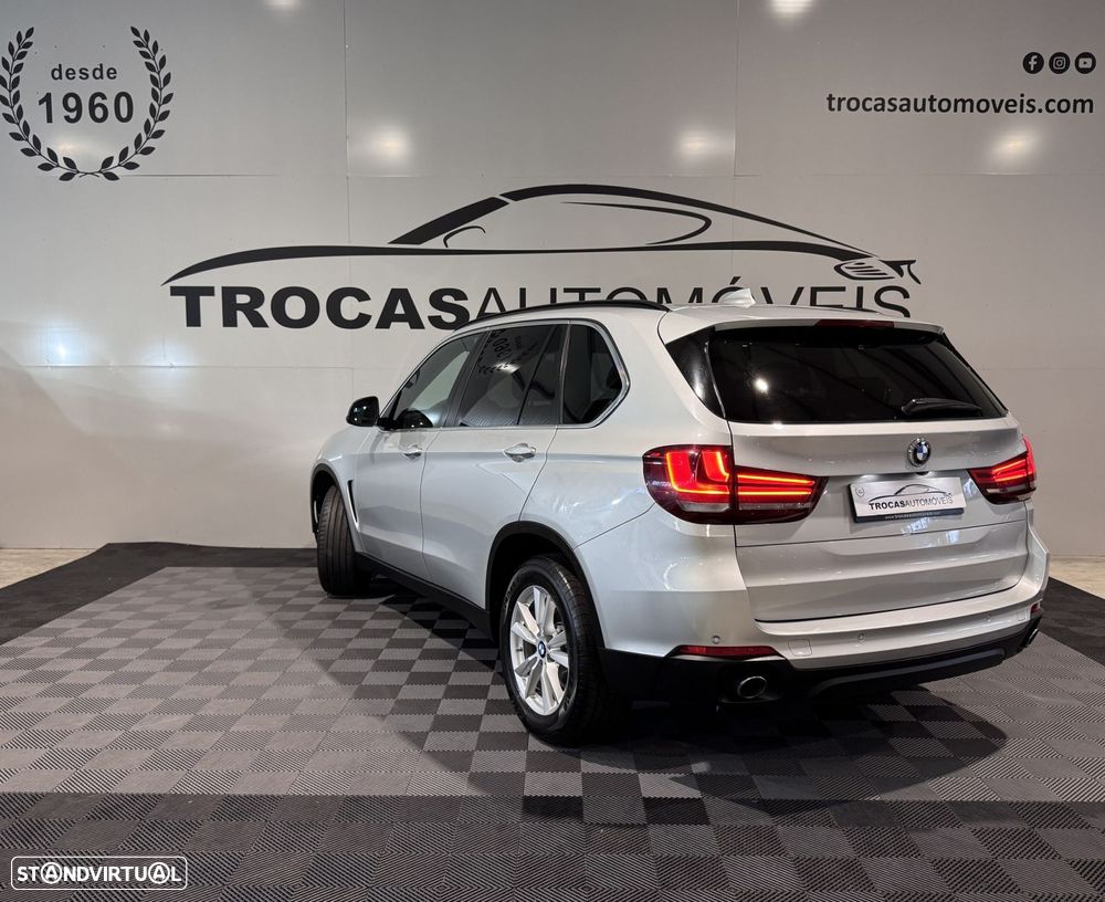 BMW X5 25 d sDrive Comfort 7L - 8