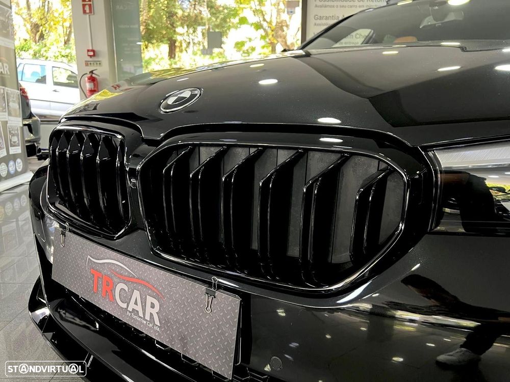BMW 530 e Pack Desportivo M - 36