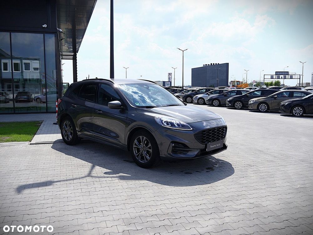 Ford Kuga - 1