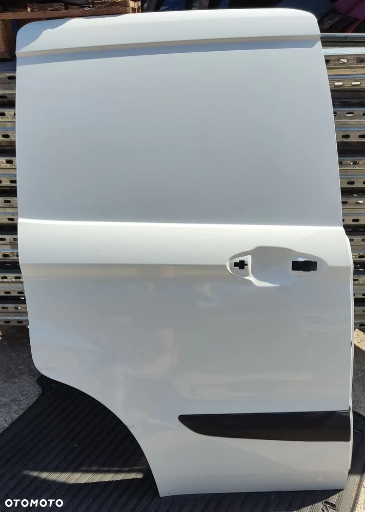 FORD TRANSIT COURIER DRZWI PRAWE BOCZNE - 1