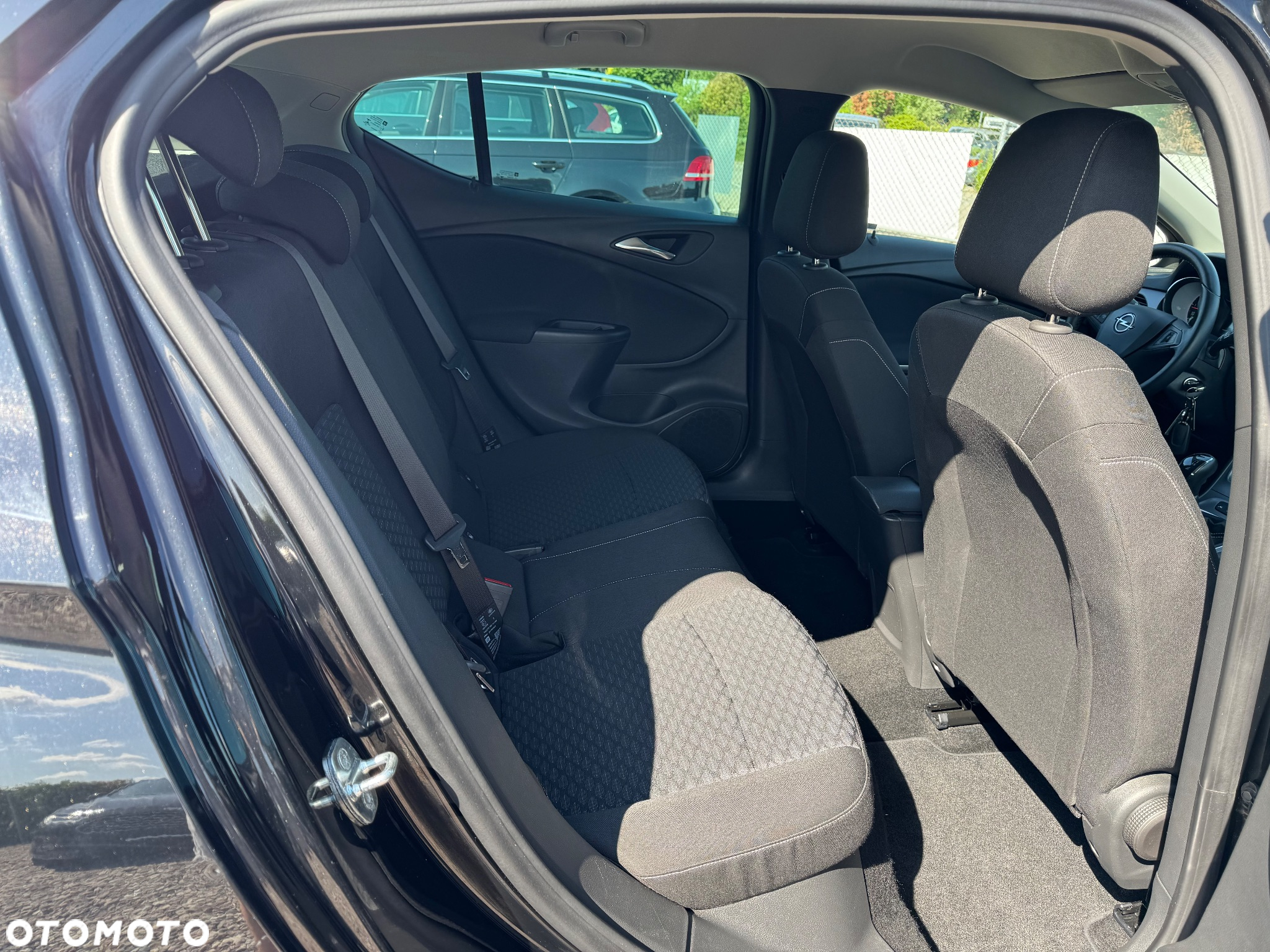 Opel Astra V 1.4 T Enjoy - 25