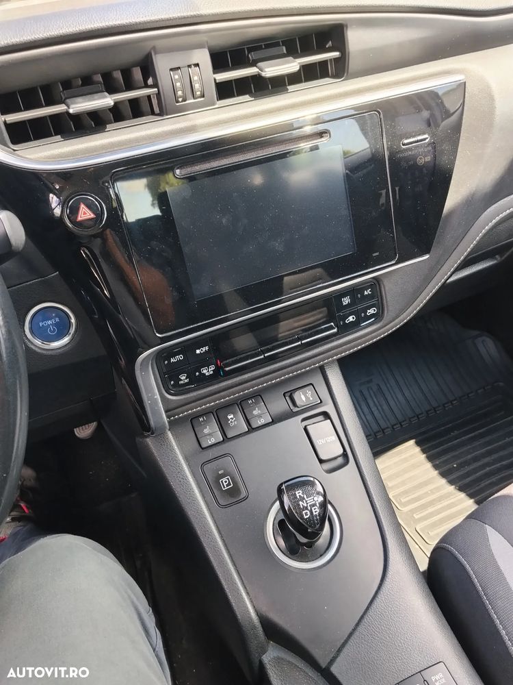 Toyota Auris - 8