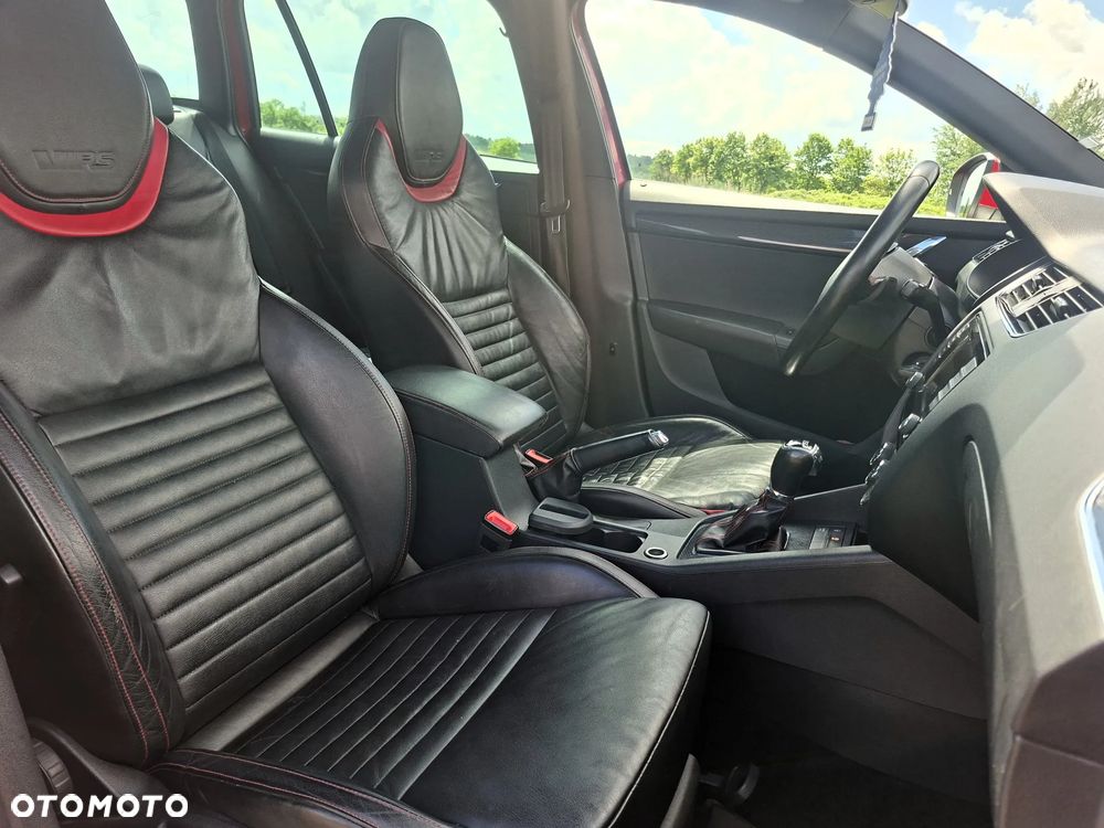 Skoda Octavia 2.0 TDI RS DSG - 13