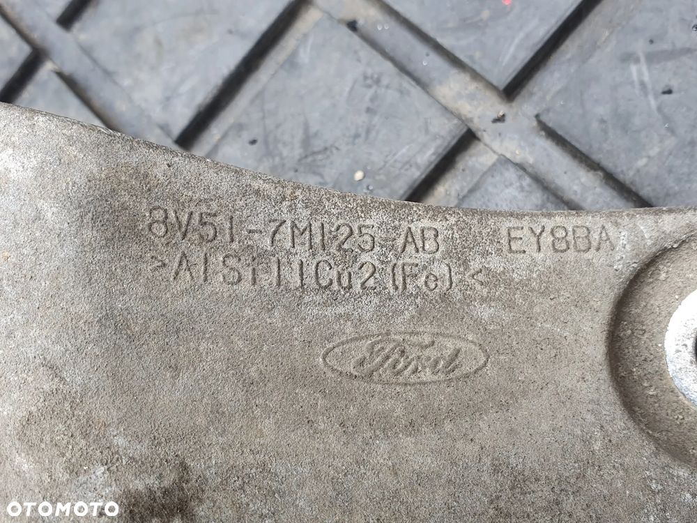 Łapa wspornik podpora Ford Fiesta MK7 8V51-7M125-AB - 3