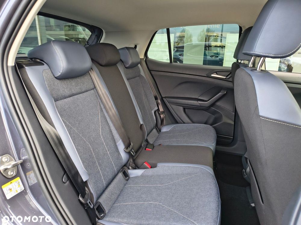 Volkswagen T-Cross - 19