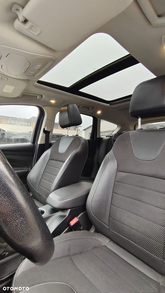 Ford Kuga 2.0 TDCi 4x4 Titanium - 13