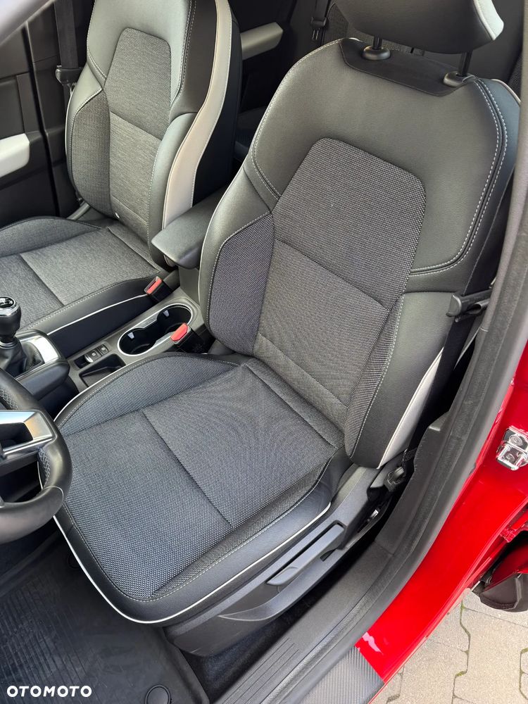 Renault Captur 1.0 TCe Intens - 30