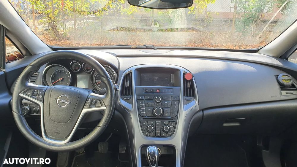 Opel Astra 1.4 ECOTEC Turbo Start/Stop Cosmo - 5