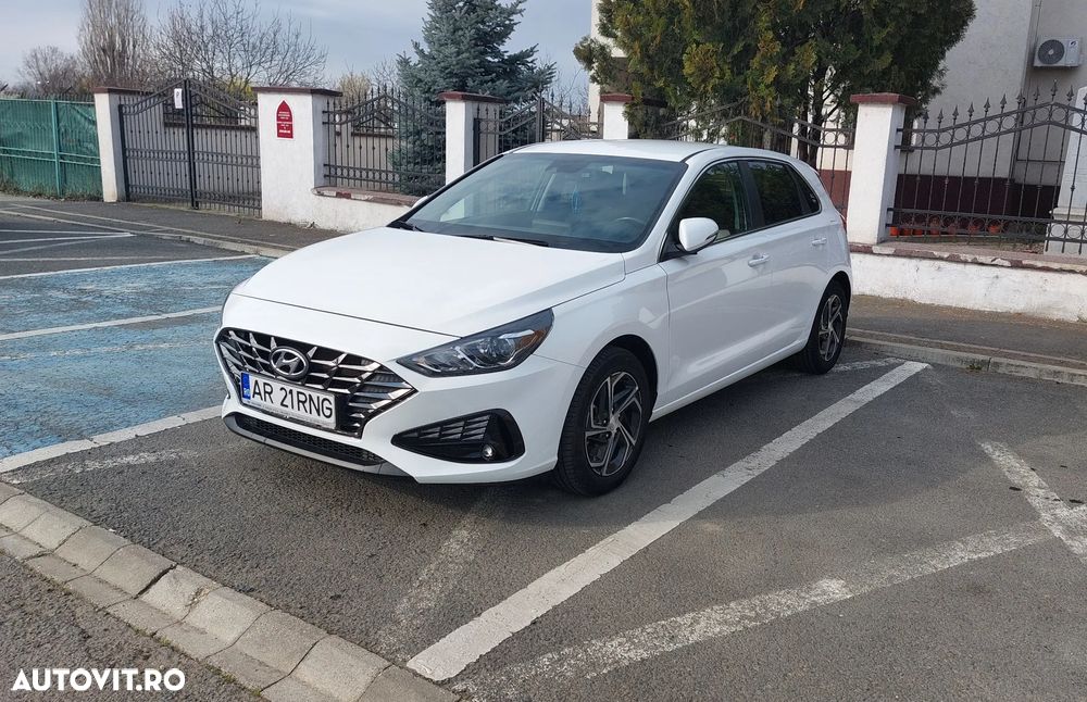 Hyundai i30 1.5 110CP 5DR M/T Highway - 1