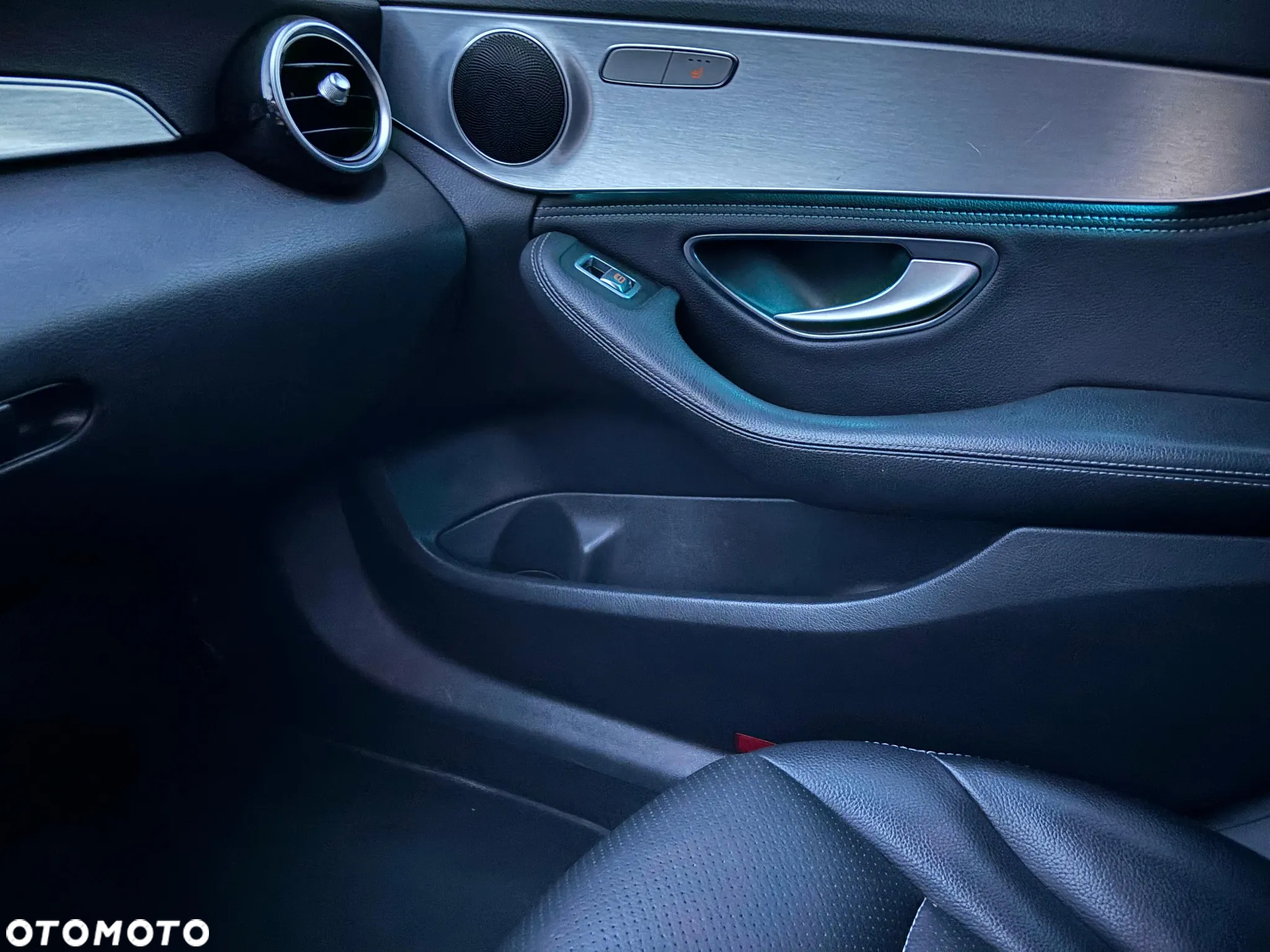 Mercedes-Benz Klasa C 180 7G-TRONIC - 10