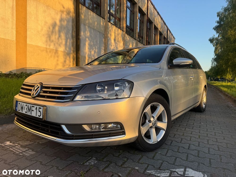 Volkswagen Passat 2.0 TDI Comfortline DSG - 13