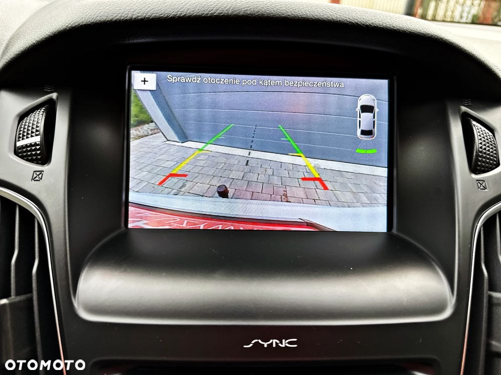 Ford Focus 1.0 EcoBoost Start-Stopp-System TITANIUM STYLE - 13