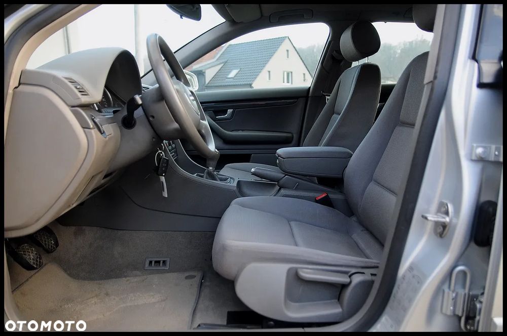 Audi A4 Avant - 26