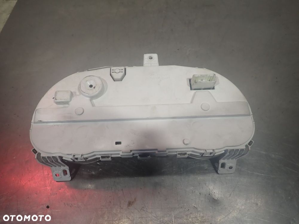 LICZNIK MITSUBISHI LANCER VIII 1.5 - 2