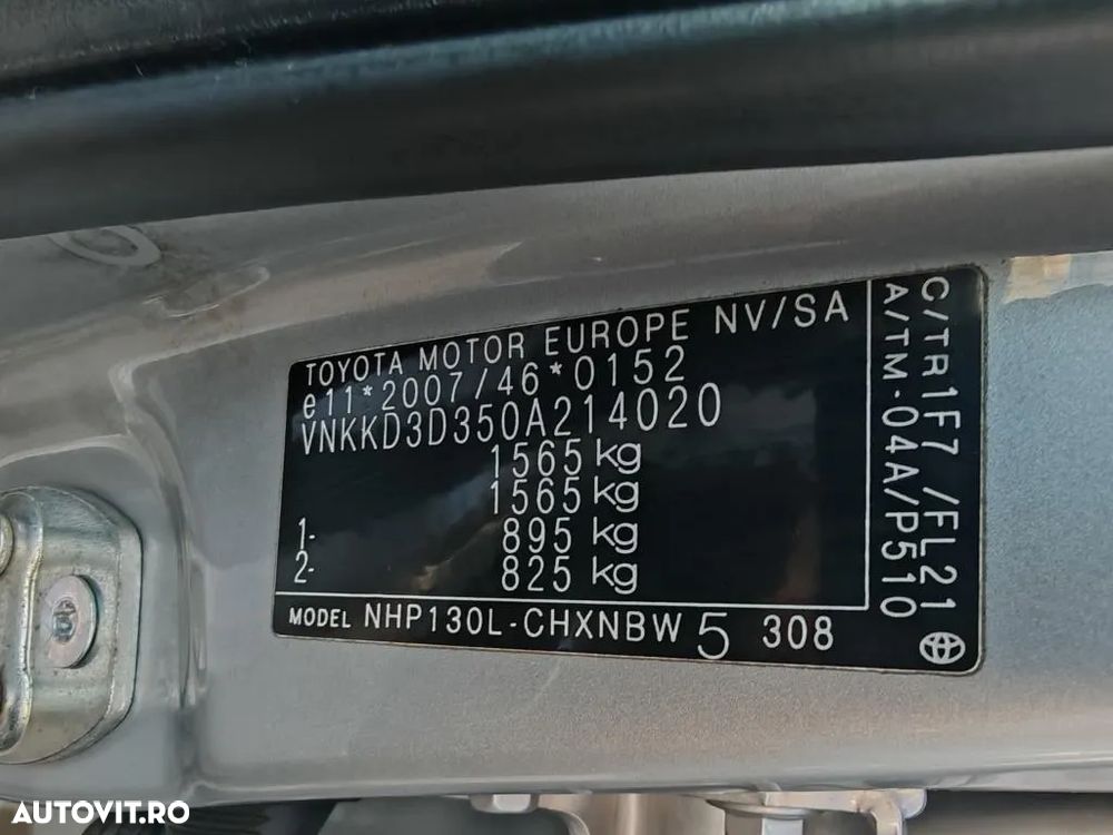 Toyota Yaris 1.5 VVT-i HSD Dynamic - 22