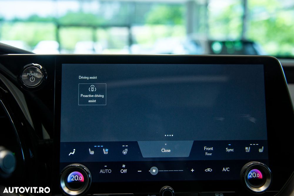 Lexus TX500 H - 33