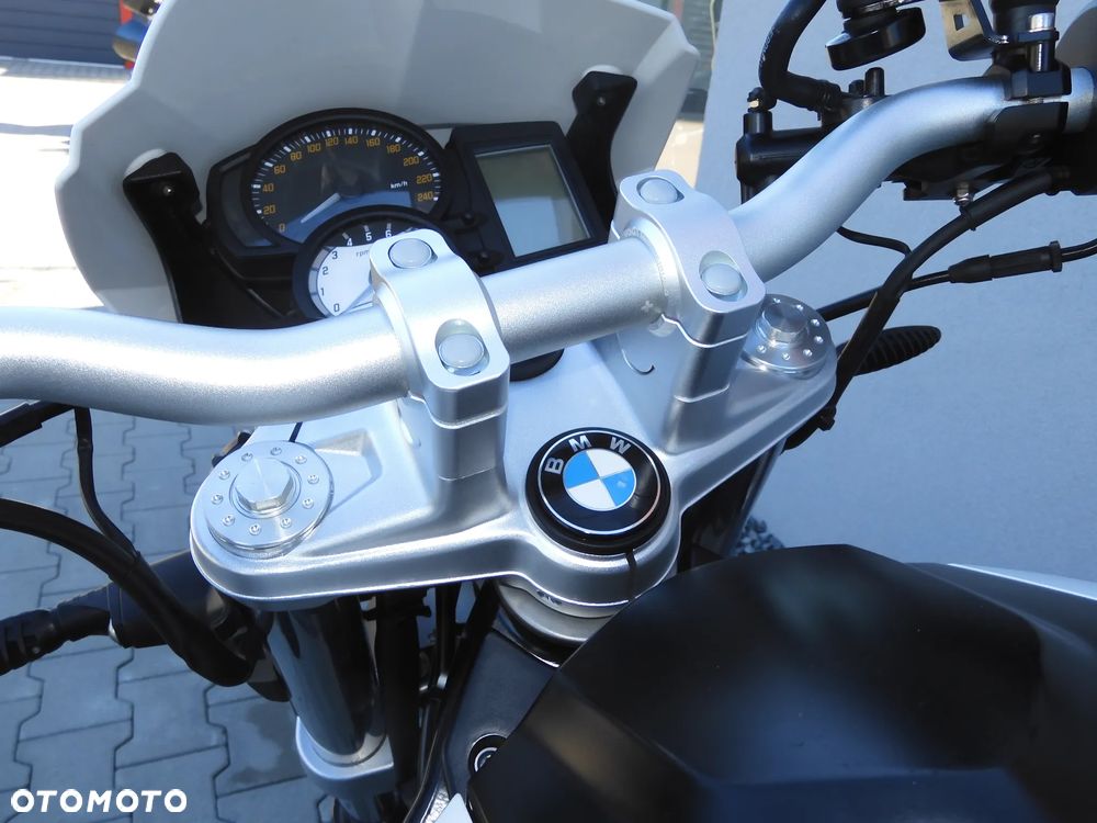 BMW F - 30