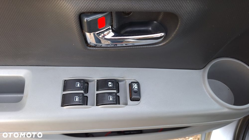 Daihatsu Sirion 1.3 - 23