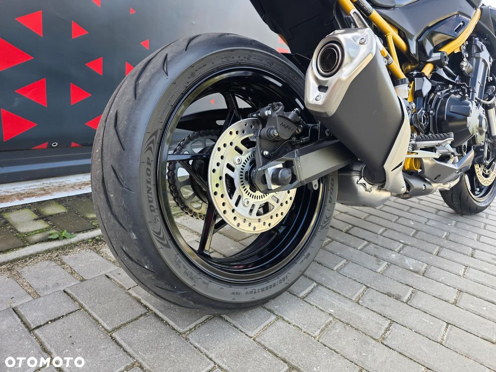 Kawasaki Z 900 - 20