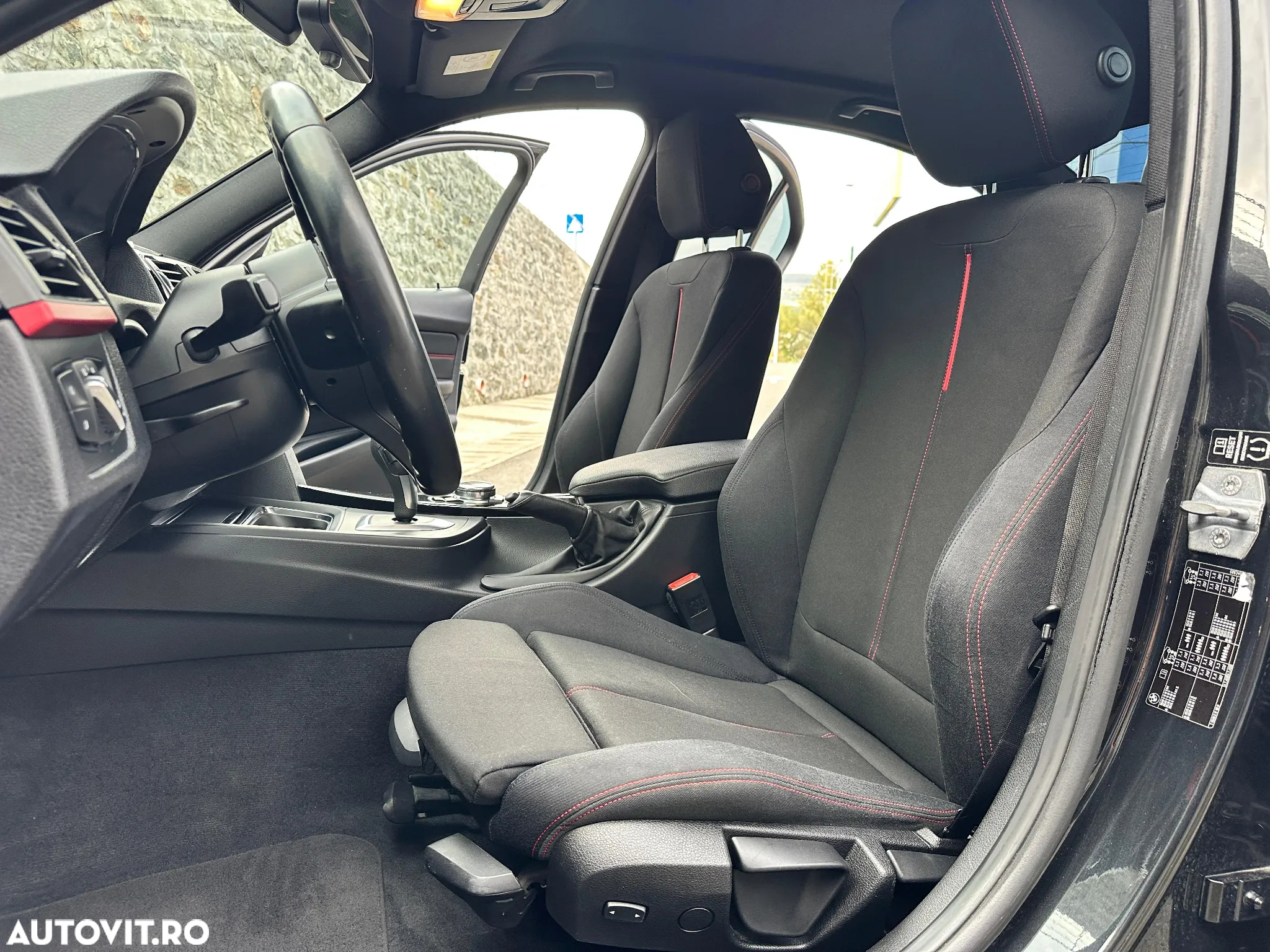 BMW Seria 3 320i Aut. Sport Line - 17