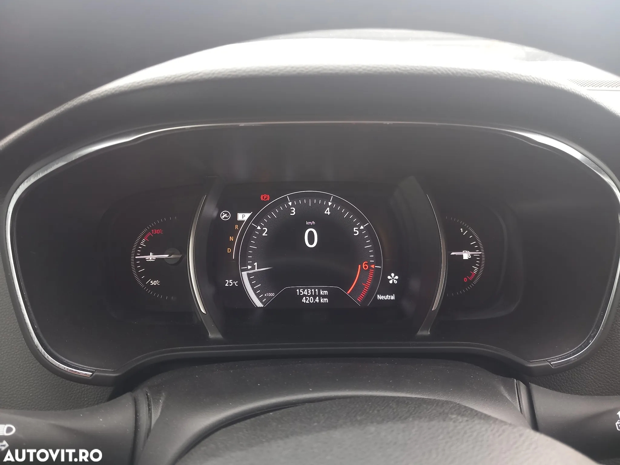 Renault Megane ENERGY TCe 140 EDC LIMITED - 15