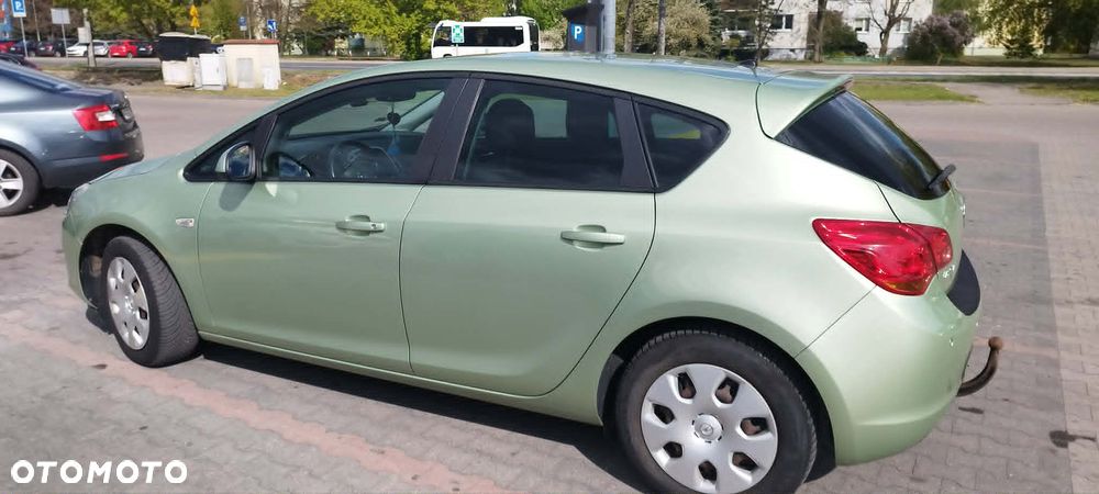 Opel Astra 1.6 Cosmo - 3